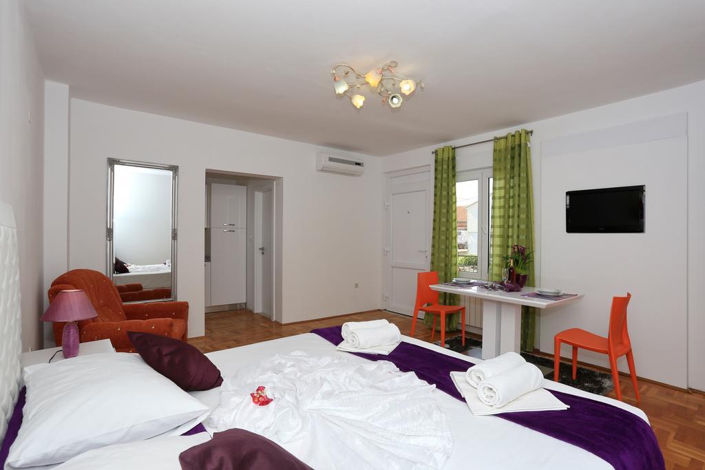 זאדאר Apartments Maruna Self Check-In מראה חיצוני תמונה