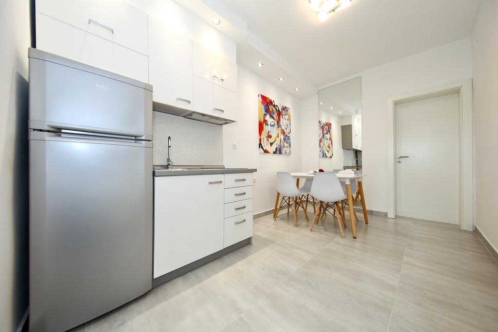 זאדאר Apartments Maruna Self Check-In מראה חיצוני תמונה